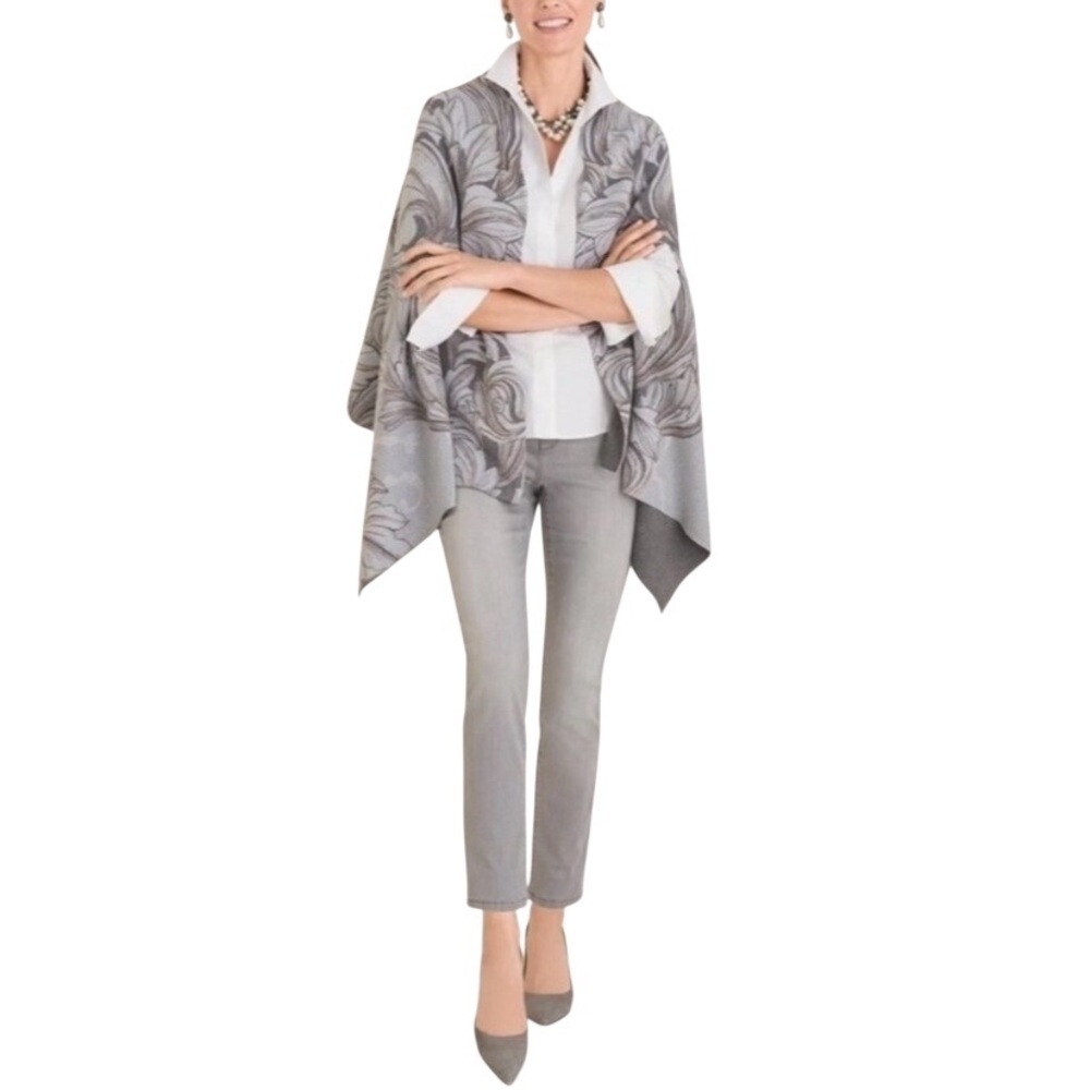 NWT Chico's 4 Ways Reversible Floral Travel Ruana Wrap/Shawl in Gray Floral - OS